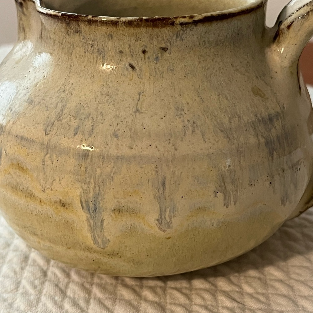 Vintage Hand Thrown Pottery Signed Pitcher Creamer Vase - Picture 2 of 10